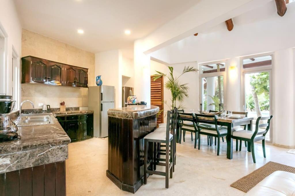Luxury 5-Br Beachfront Home In Tulum Casa Sofia Gato 外观 照片